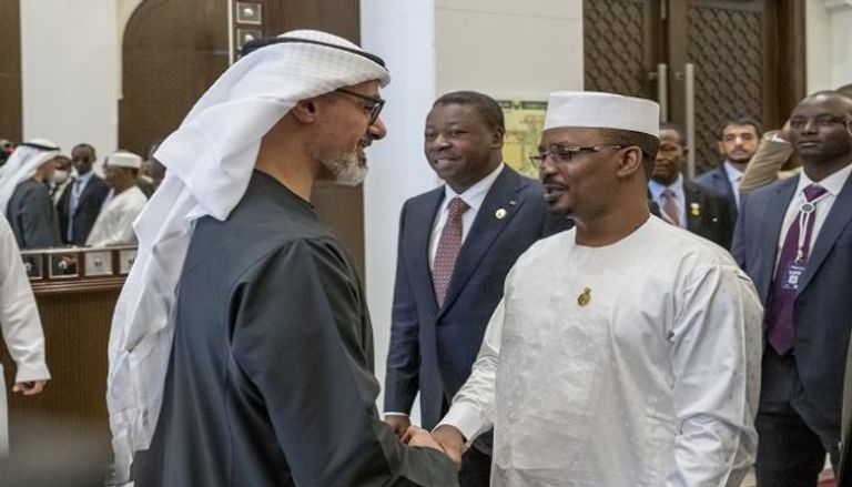 الشيخ خالد بن محمد بن زايد آل نهيان ورئيس تشاد محمد إدريس ديبي إتنو