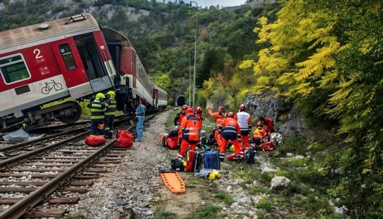 اصطدام قطارين في سلوفاكيا - أرشيفية