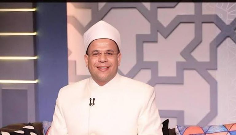 الدكتور أسامة قابيل