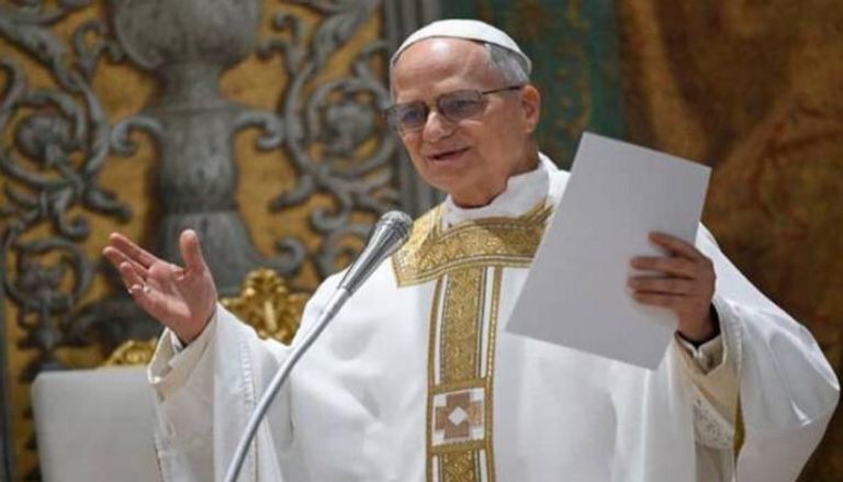 البابا ليو الرابع عشر في ساحة القديس بطرس