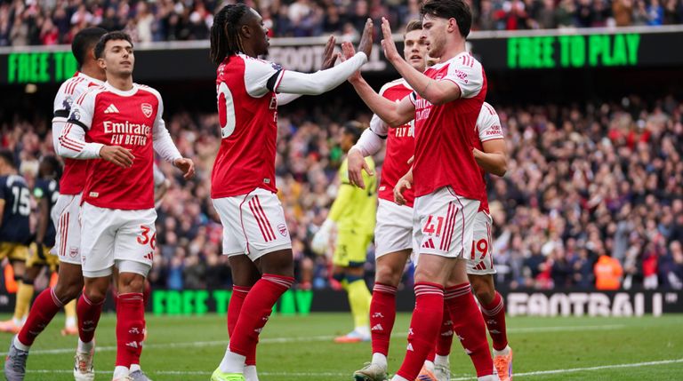 أرسنال باريس سان جيرمان الفرنسي