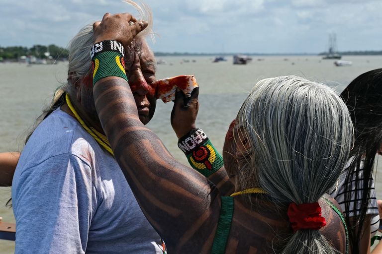 أسطول قوارب العدالة المناخية - أ ف ب