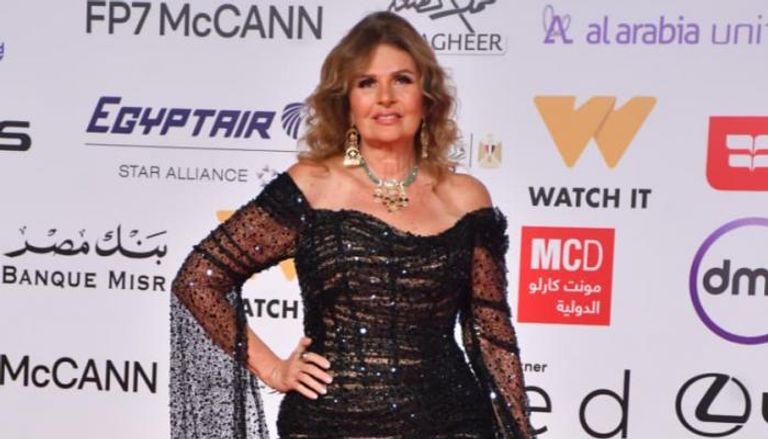 الفنانة يسرا في مهرجان القاهرة 