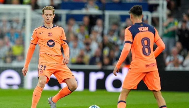 بيدري ودي يونغ ثنائي وسط برشلونة