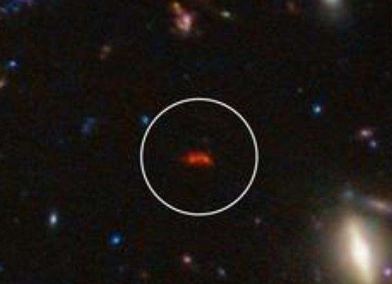 اكتشاف مصنع للنجوم فائقة الحرارة في الكون المبكر