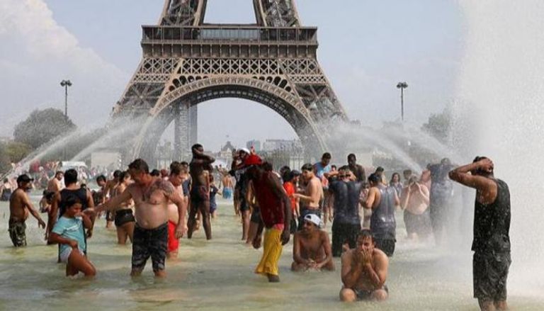 طقس فرنسا يشهد موجة حارة