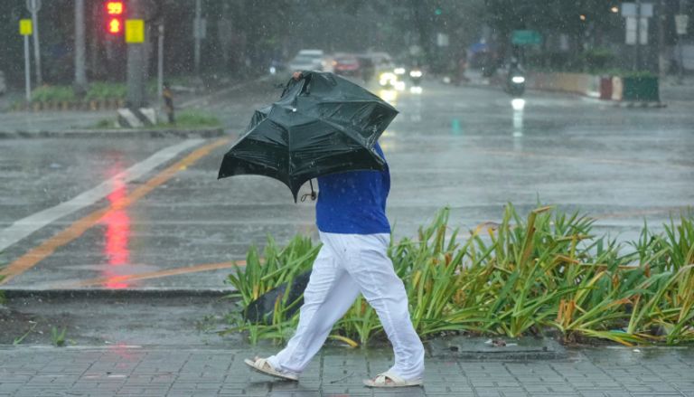 تايوان تحت تأثير إعصار فونج وونج تايوان تحت تأثير إعصار فونج وونج