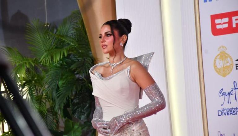 الفنانة درة