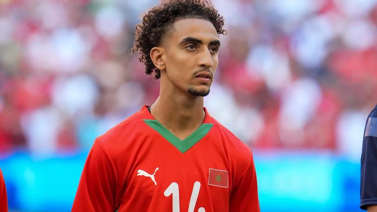 أسامة تيرغالين وليد الركراكي مدرب منتخب المغرب