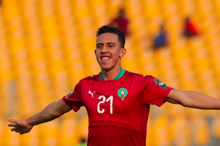 سفيان رحيمي وليد الركراكي مدرب منتخب المغرب