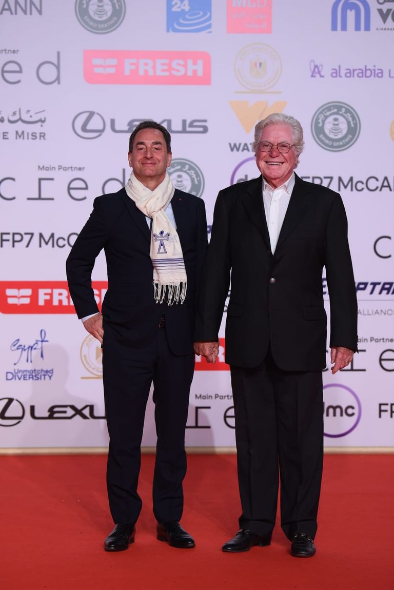 رانيا منصور وابنتها 