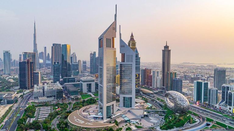 جميرا أبراج الإمارات (Jumeirah Emirates Towers) فندق «سييل دبي مارينا»