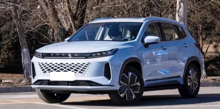 سيارة إكسيد LX
