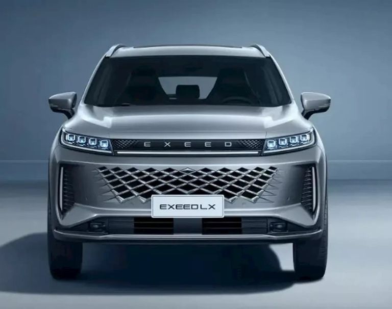 سيارة إكسيد LX