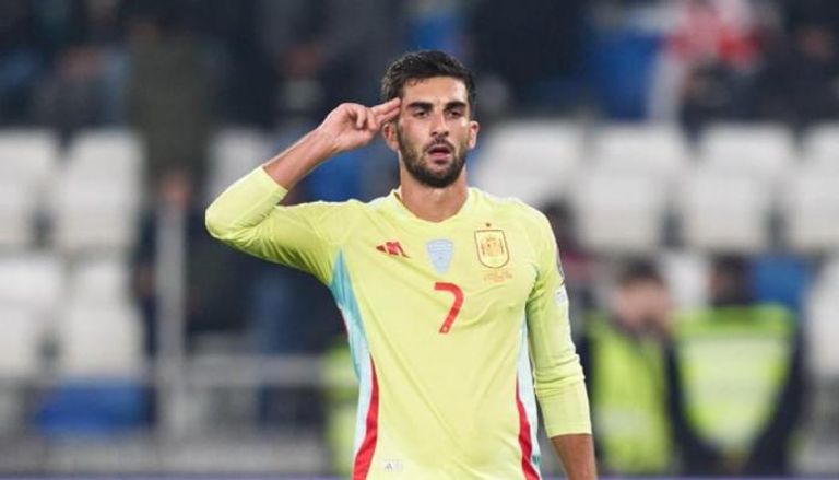 فيران توريس بقميص منتخب إسبانيا