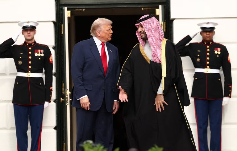 جانب من لقاء ترامب ومحمد بن سلمان
