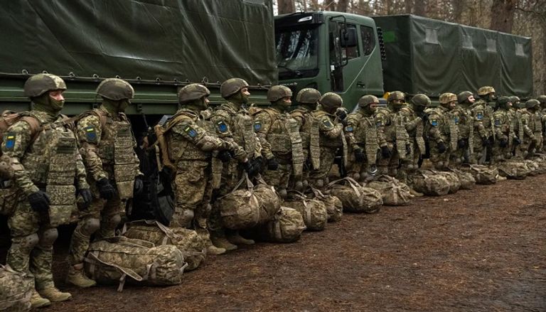 مجندون أوكرانيون أوكرانيا تعاني عجزا في عدد المجندين