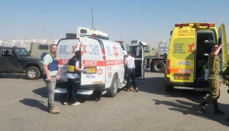 سيارات الإسعاف في موقع الحادث