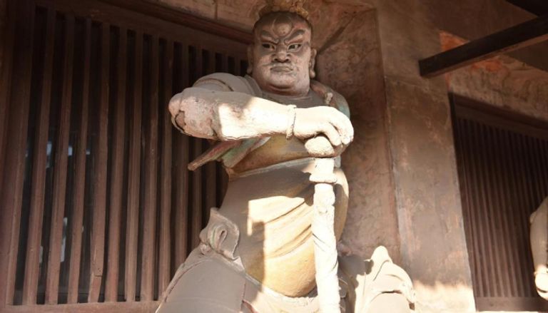 أحد منحوتات الحراس السماويين الأربعة مجموعة موعد مع الصين الإعلامية الدولية لعام 2025