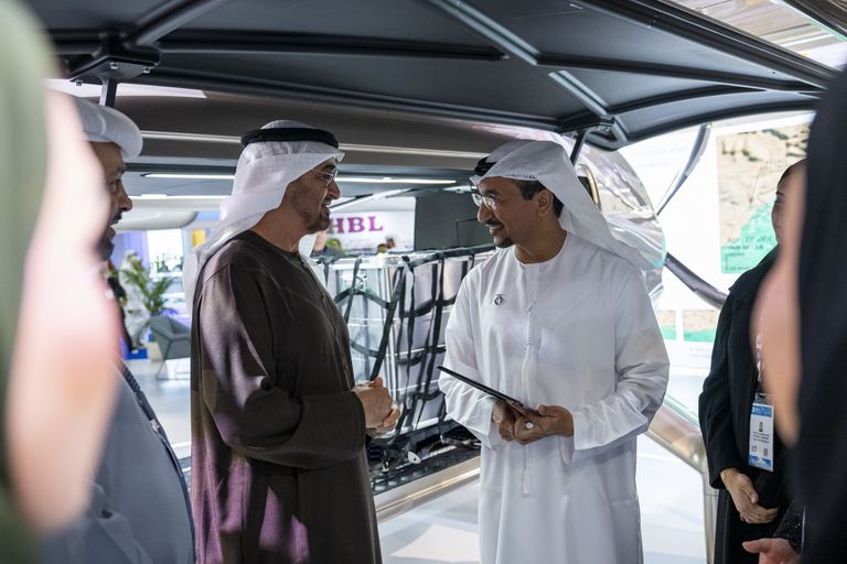 الشيخ محمد بن زايد آل نهيان في معرض دبي للطيران - وام