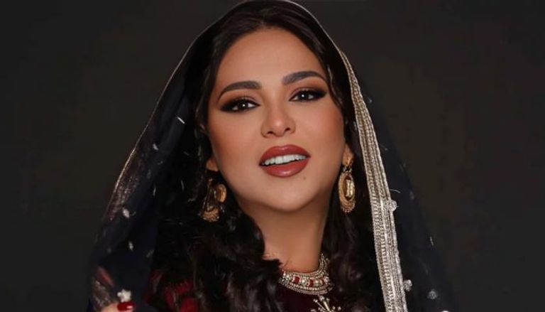 الفنانة نوال