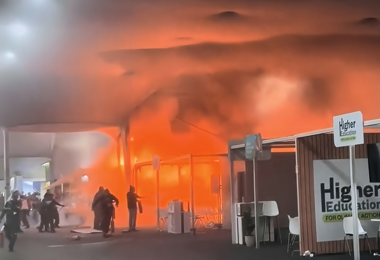 حريق جزئي في مؤتمر المناخ كوب30 مؤتمر المناخ COP30