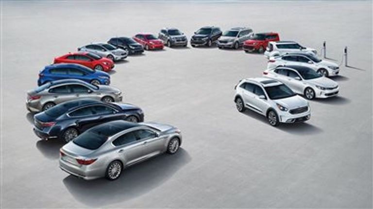 سيارات - أرشيفية