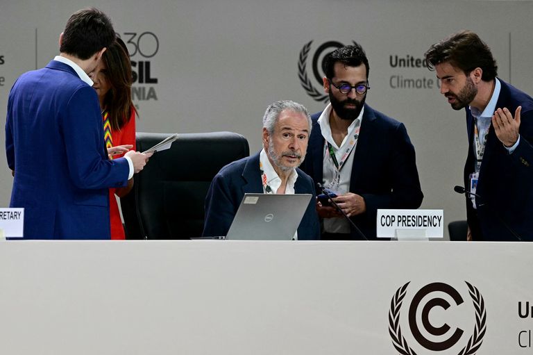 أندريه كوريا دو لاغو رئيس مؤتمر الأطراف الثلاثين - أ ف ب أندريه كوريا دو لاغو رئيس مؤتمر الأطراف الثلاثين - أ ف ب