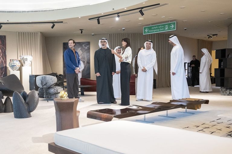 زيارة الشيخ خالد بن محمد بن زايد آل نهيان لمعرض «نوماد أبوظبي»