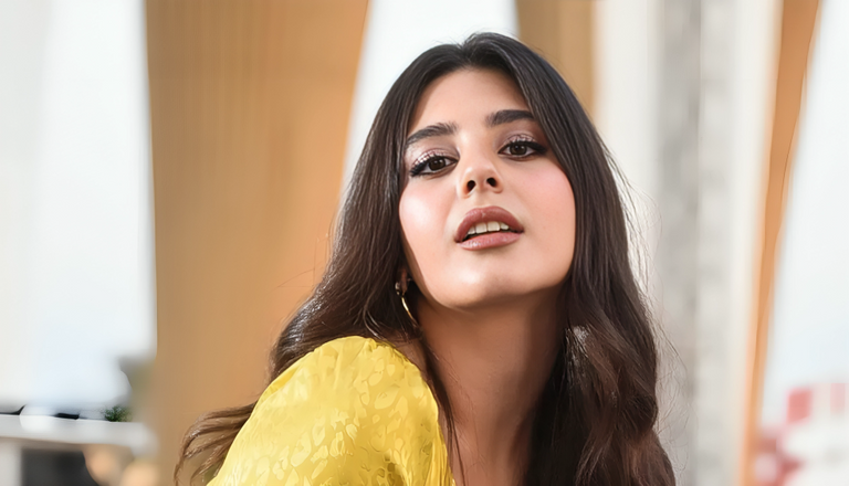 الفنانة مايان السيد الفنانة مايان السيد