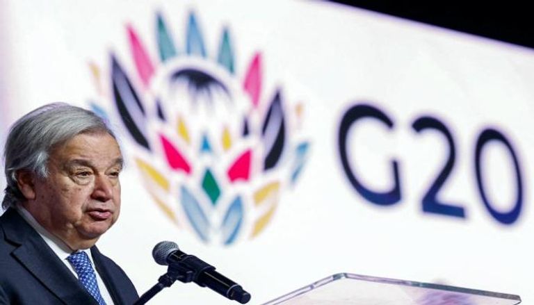 أنطونيو غوتيريش في مؤتمر صحفي داخل مقر قمة العشرين