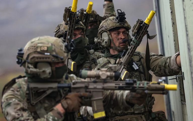 عناصر من الجيش البريطاني 