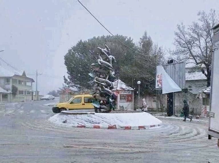  نزول الثلوج في عين دراهم التونسية