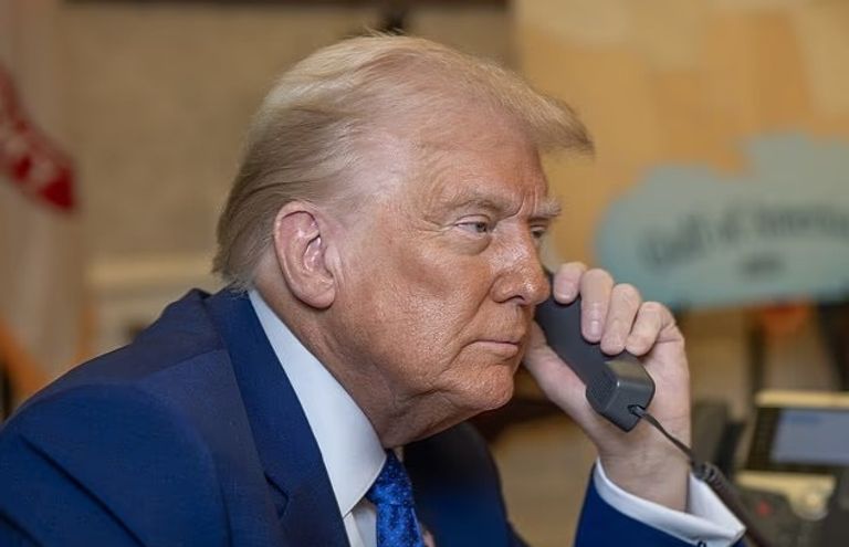 ترامب وستارمر