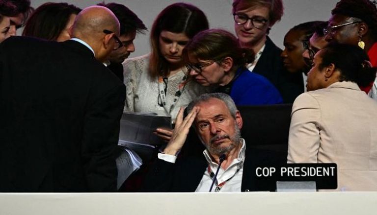 جانب من المفاوضات الشاقة بشأن الاتفاق الختامي لـCOP30