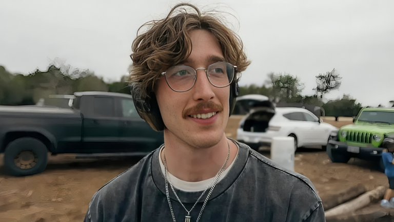 اليوتيوبر براندون باكنغهام 