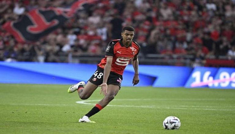 المدافع المغربي عبد الحميد آيت بودلال