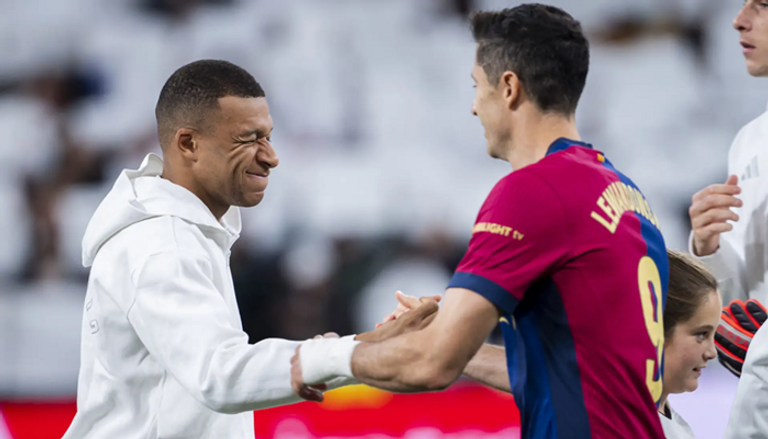 روبرت ليفاندوفسكي وكيليان مبابي