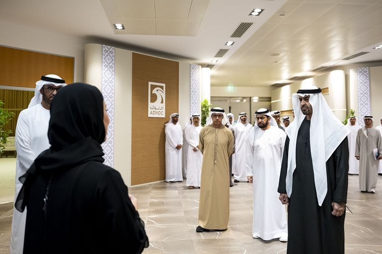 رئيس الإمارات يترأس الاجتماع السنوي لمجلس إدارة «أدنوك» بمجمّع «حبشان»