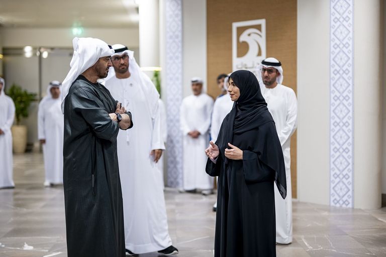 رئيس الإمارات يترأس الاجتماع السنوي لمجلس إدارة «أدنوك» بمجمّع «حبشان»