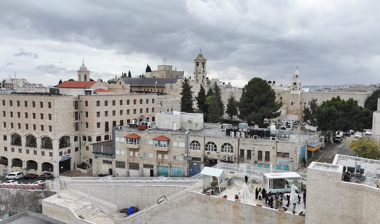 سيارة البابا فرنسيس