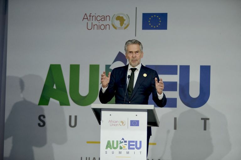 القمة الأوروبية-الأفريقية في أنغولا