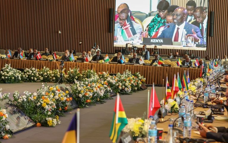 جانب من المشاركين بالقمة الأفريقية الأوروبية