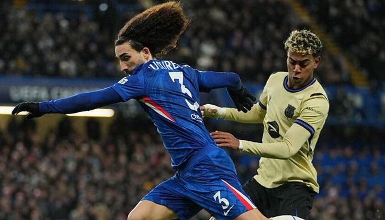 لامين يامال ومارك كوكوريلا