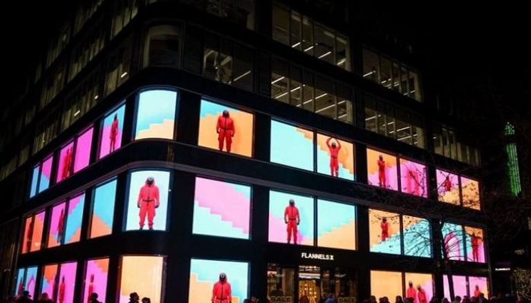 شركة لندن لايتس الرائدة في مجال الإعلانات الرقمية الخارجية