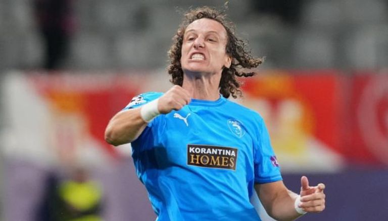 ديفيد لويز مدافع بافوس