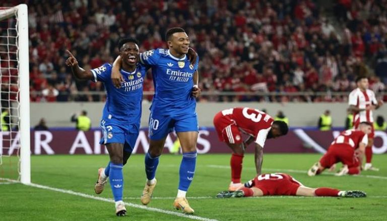 أولمبياكوس وريال مدريد