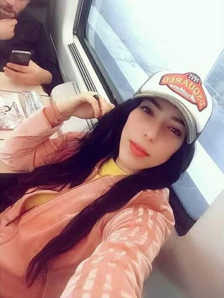 الفنانة بشرى محمد