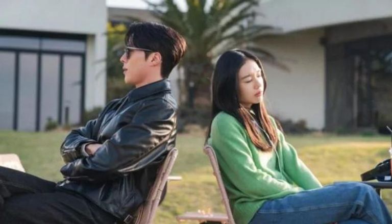 لقطة من مسلسل "قبلة الديناميت"