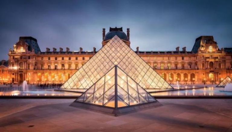 متحف اللوفر - أرشيفية